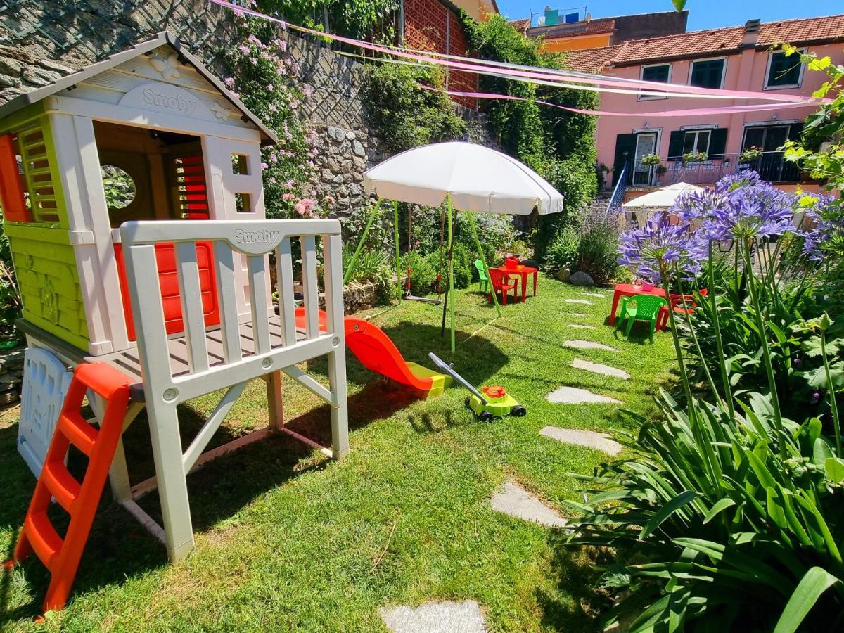 Casa Vacanze Family Albisola Superiore Extérieur photo