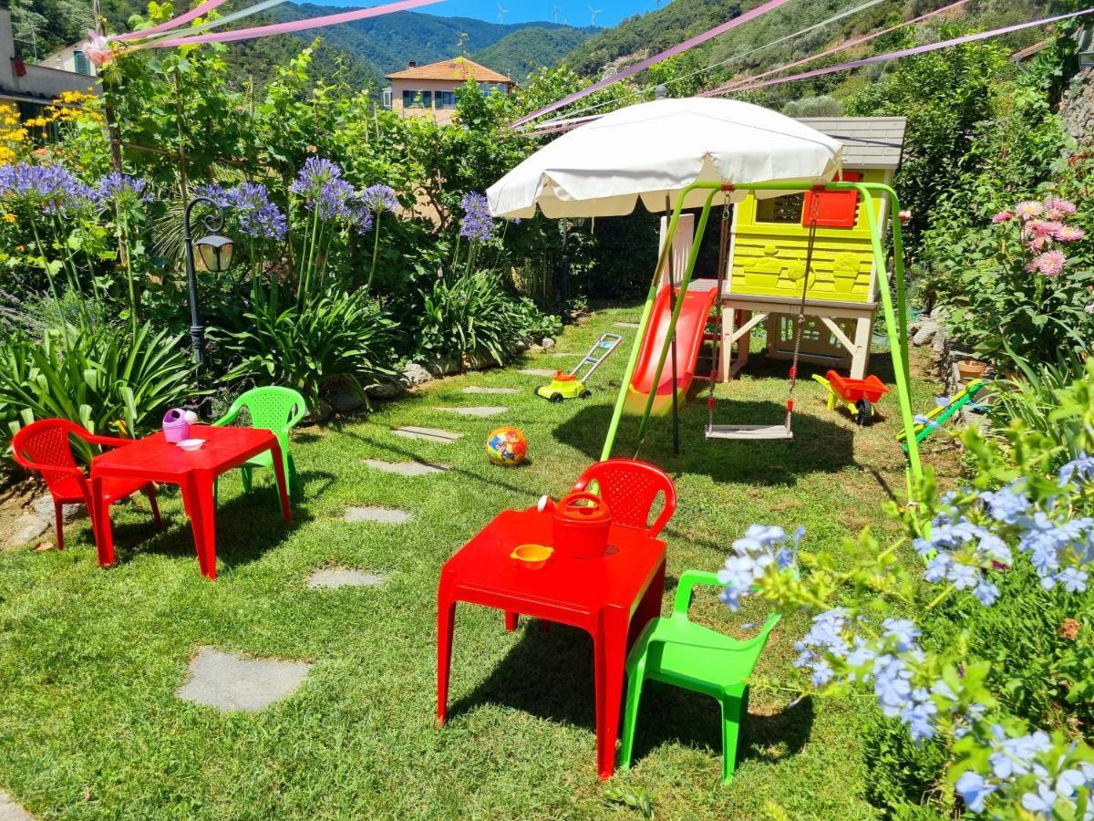 Casa Vacanze Family Albisola Superiore Extérieur photo