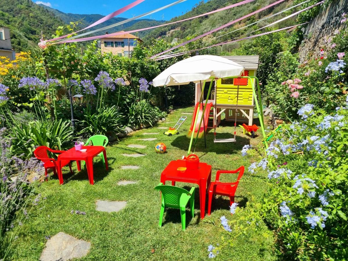 Casa Vacanze Family Albisola Superiore Extérieur photo