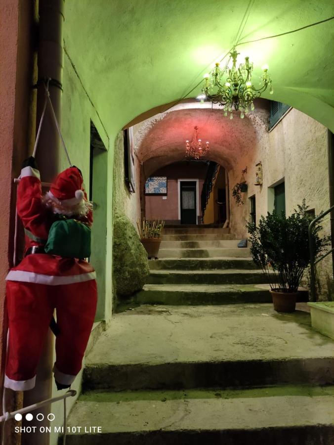 Casa Vacanze Family Albisola Superiore Extérieur photo